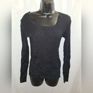 International concept black sweater size large